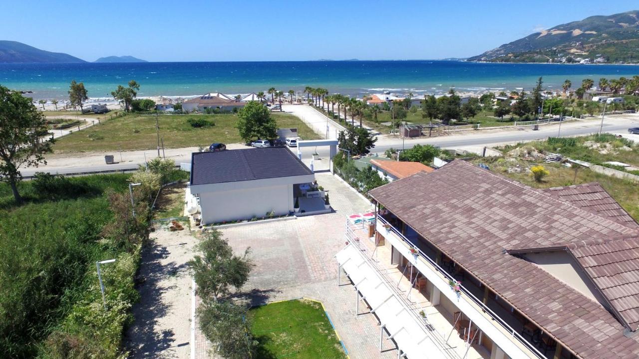 Dolce Italia Residence Radhimë Екстериор снимка