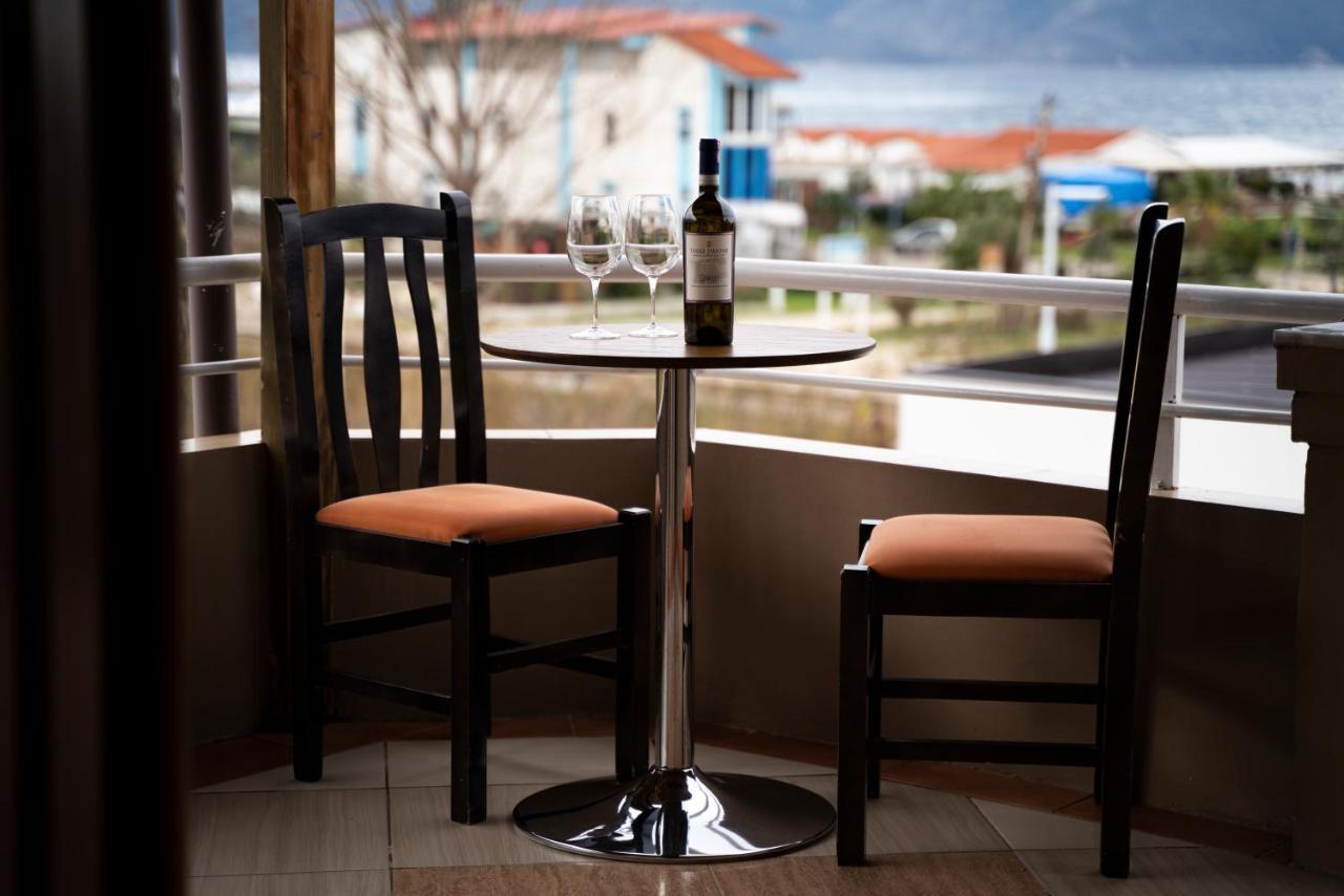 Dolce Italia Residence Radhimë Екстериор снимка